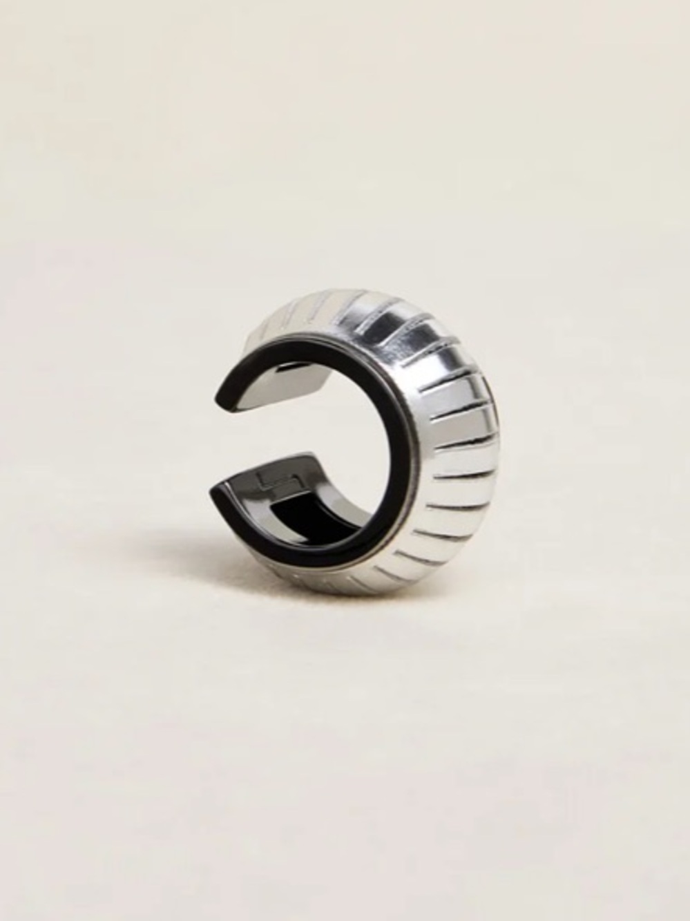 So-le Studio Mono Ear Cuff - Silver Foil